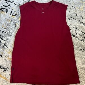 Nike Men’s Sleeveless Top